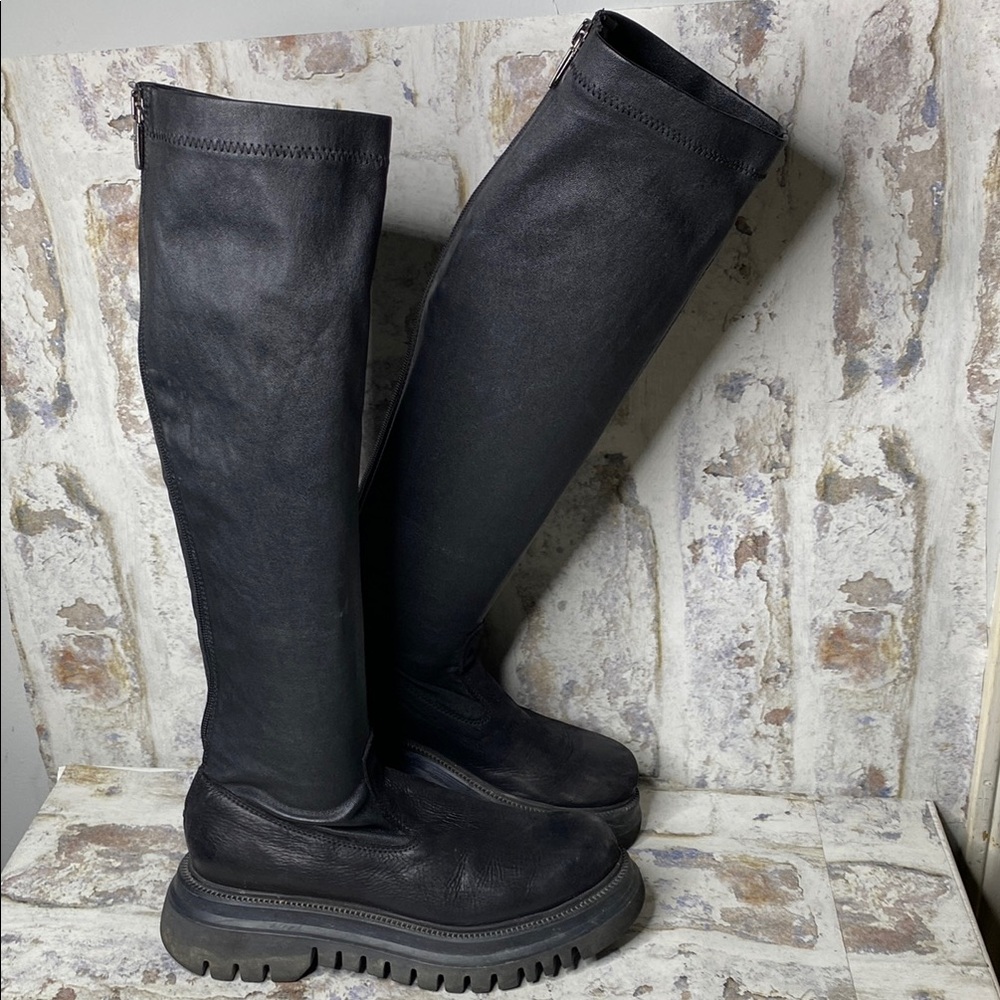 Lofina stretch leather - lug sole tall boot